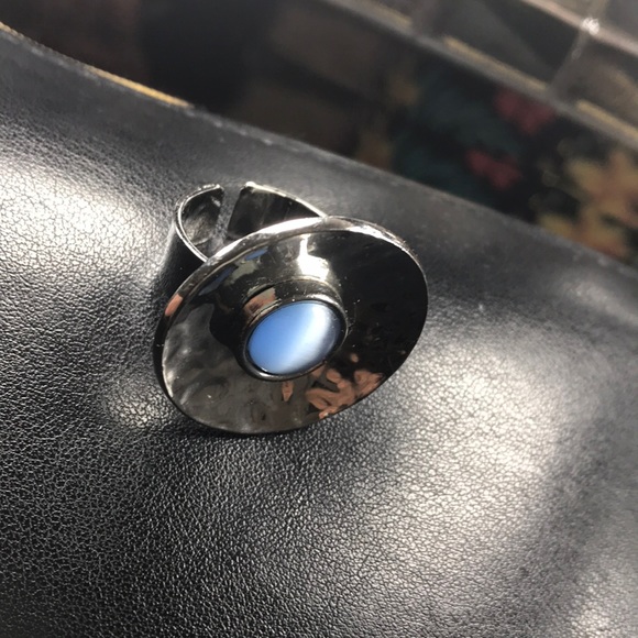 Ring - Portuguese - Picture 1 of 12